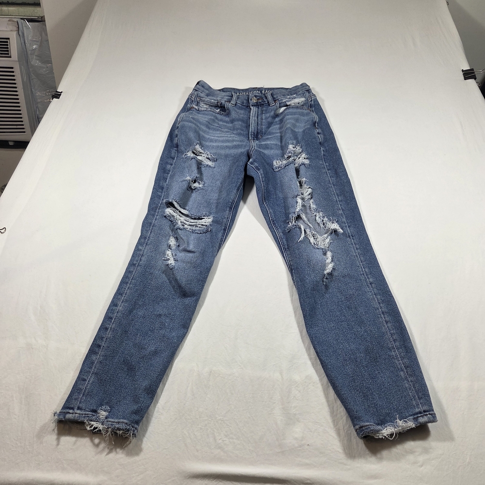 American Eagle Jeans  Curvy Mom Jean Distressed Womans 6 High Rise